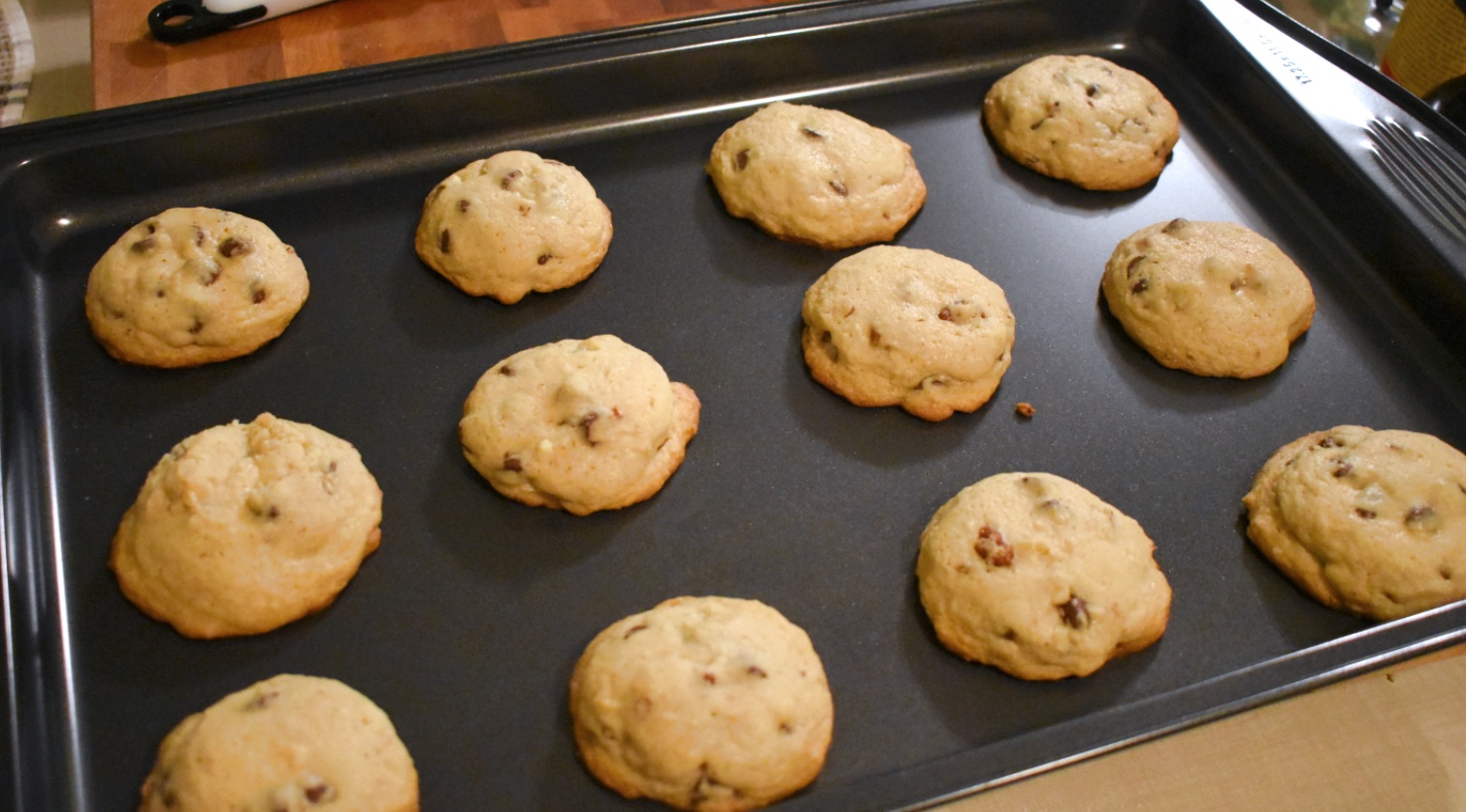 Biscuits Aux Brisures De Chocolat Et Pacanes – Au Bout De La Langue