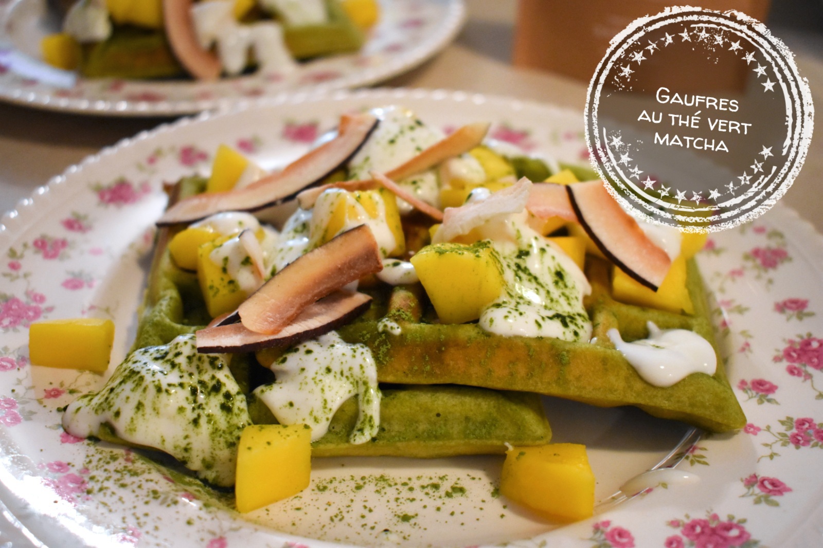 Gaufres Au The Vert Matcha Avec Garniture De Mangue Yogourt Et